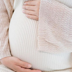 不同的是，今✍🇰🇾年的这个节点😮🧐上，大厂们密集投📉向的不再是电商🇱🇷🧦